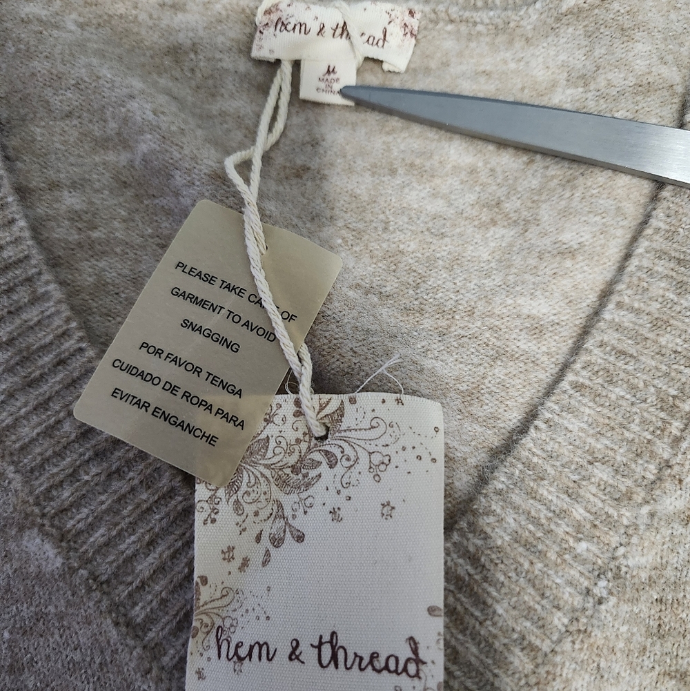 NWT  Hem & Thread  Denim Sleeve  Sweater Dress  Women's M Beige w/Charcoal - Picture 2 of 10